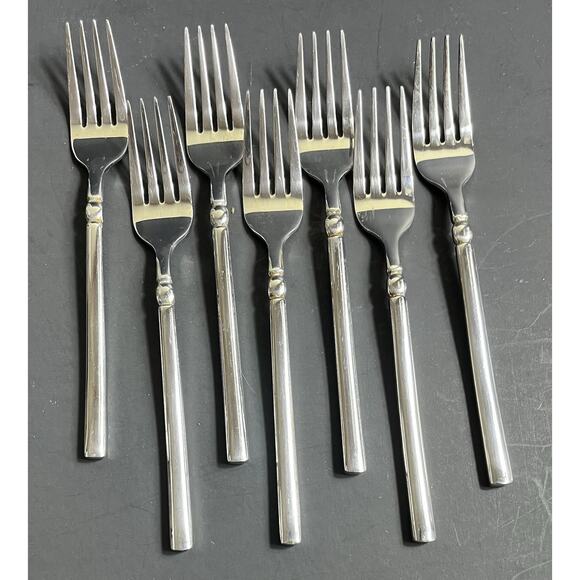 35 Pieces Flatware Set Stainless Steel Silverware Set China - Picture 5 of 7